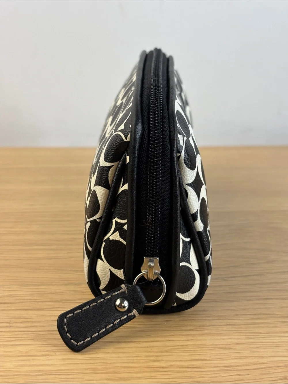 Y2K Coach Chelsea Heritage Stripe Coated Canvas Cosmetic Case Black/White